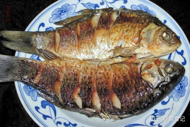 鲫鱼汤能补钙吗(鲫鱼汤补钙的做法)-硒宝网