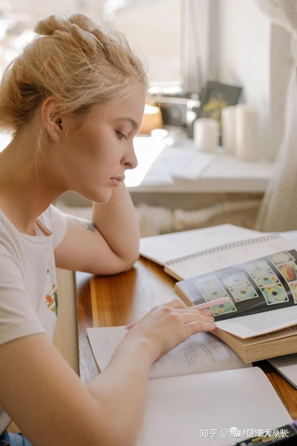 骨头汤是补硒的食物(硒对骨头的作用)-硒宝网