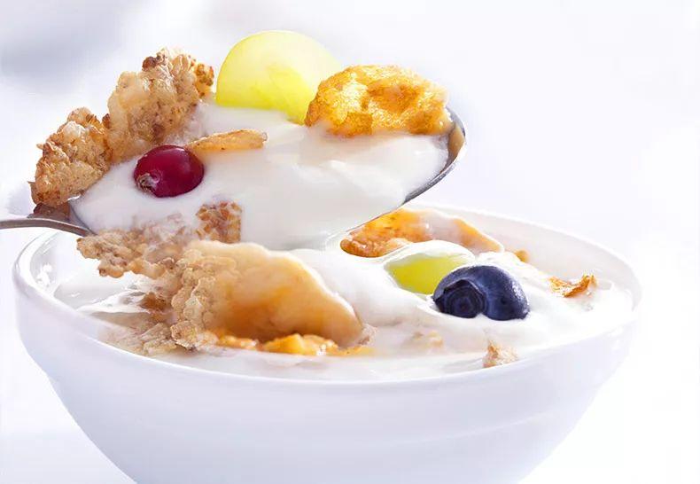 补钙喝什么奶粉好(喝奶粉补钙效果好吗)-硒宝网