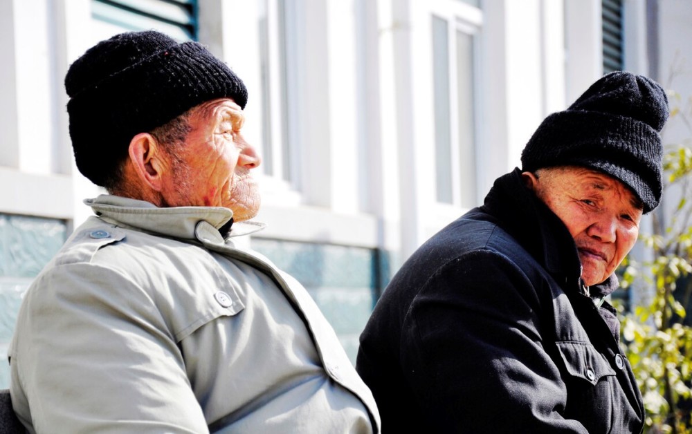 中老年骨质疏松吃什么补钙最好(中老年骨质疏松吃什么钙)-硒宝网