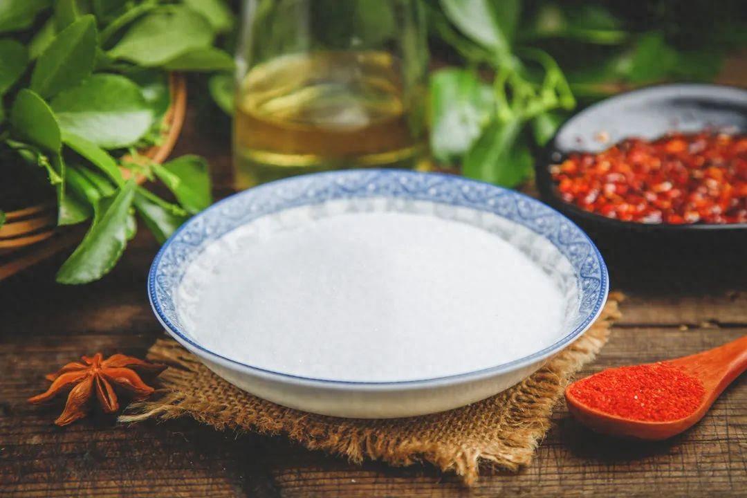 吃优甲乐必须补硒吗(吃优甲乐有必要吃硒元素吗)-硒宝网