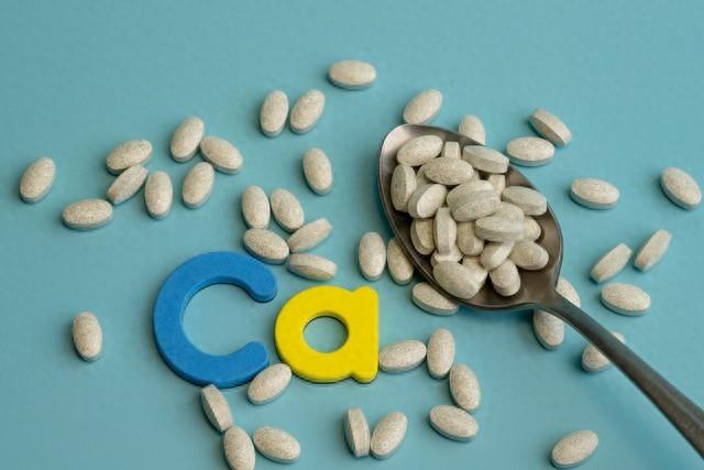 一岁补钙哪种钙好吸收（补充钙那种吸收好）-硒宝网