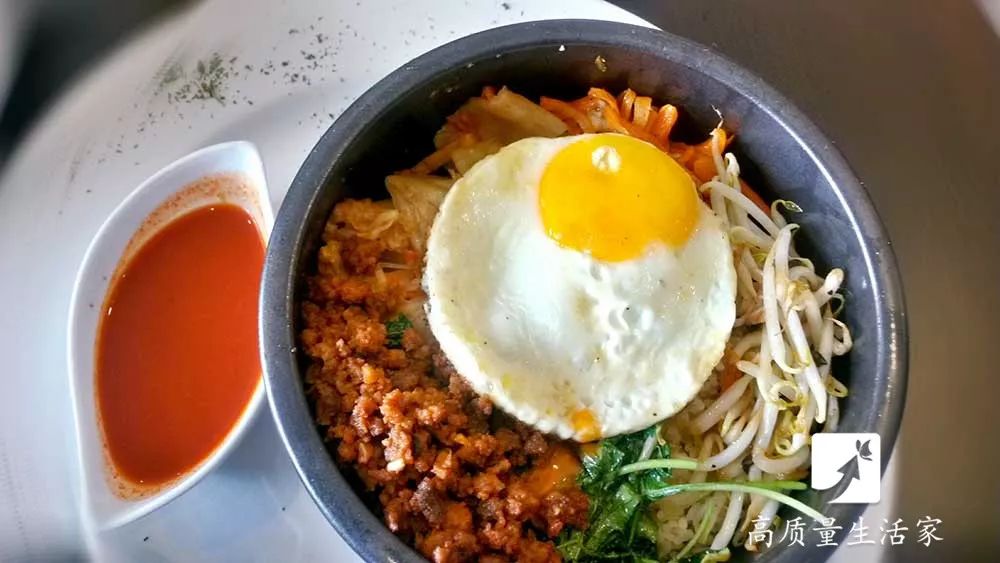 一天两个鸡蛋补硒吗（鸡蛋补一天硒多少克）-硒宝网