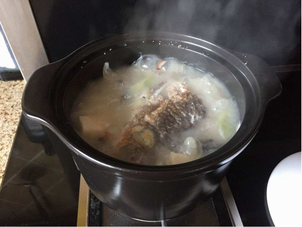 鲫鱼补钙吗（鲫鱼补钙好吗）-硒宝网