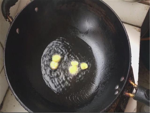 鲫鱼补钙吗（鲫鱼补钙汤的做法）-硒宝网