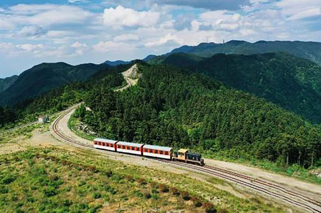 江西明月山富硒产品(明月山富硒水有什么优点)-硒宝网