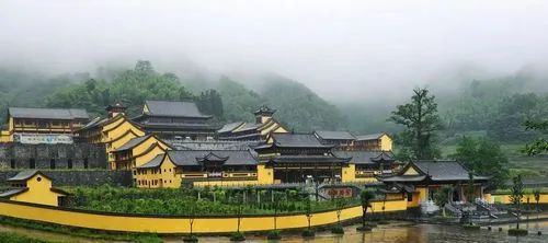 江西明月山富硒产品(明月山富硒水有什么优点)-硒宝网