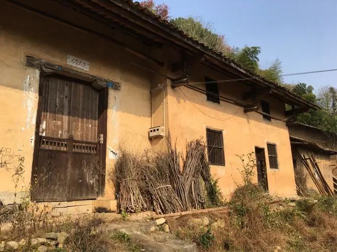 江西明月山富硒产品(明月山富硒水有什么优点)-硒宝网