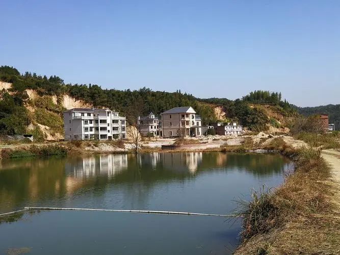 江西明月山富硒产品(明月山富硒水有什么优点)-硒宝网