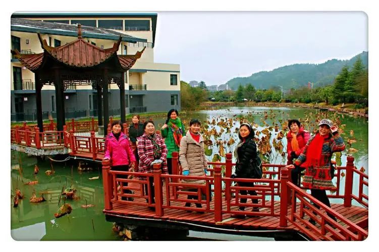 江西明月山富硒产品(明月山富硒水有什么优点)-硒宝网