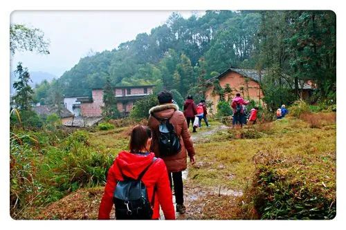 江西明月山富硒产品(明月山富硒水有什么优点)-硒宝网