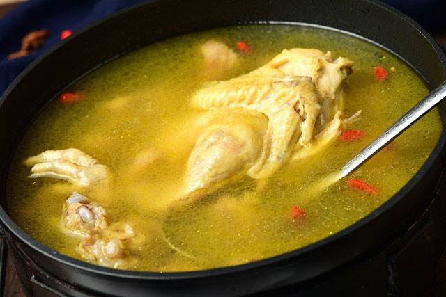 鸡肉补钙吗(鸡肉补钙还是牛肉补钙)-硒宝网