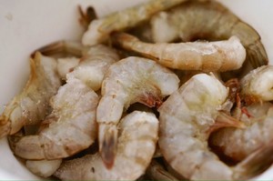 吃虾可以补钙吗（虾可不可以补钙）-硒宝网