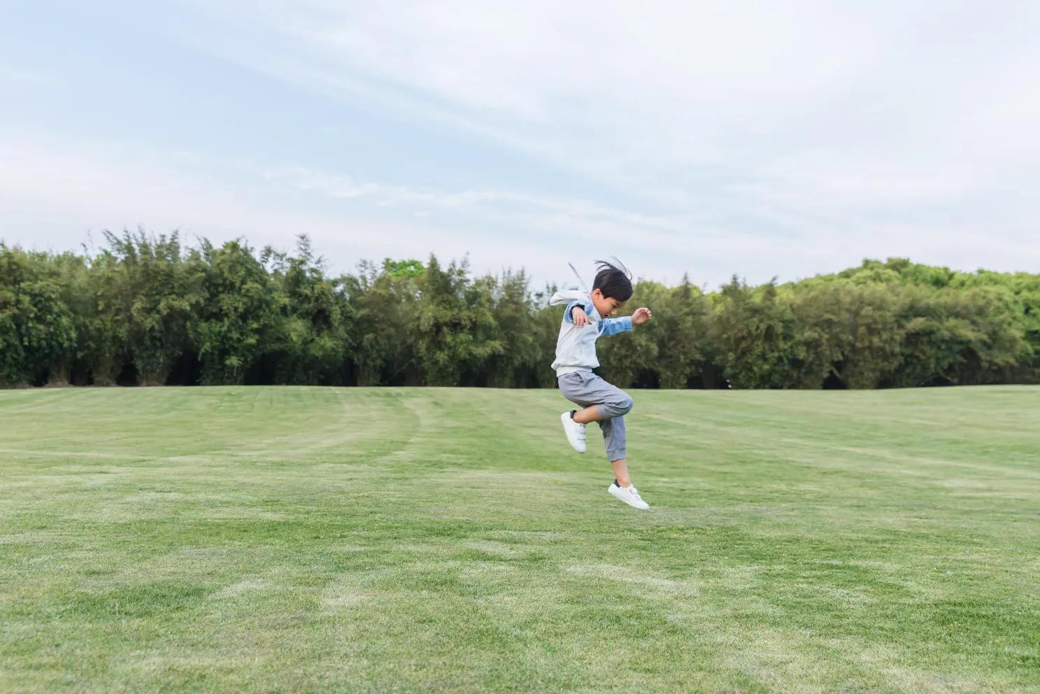 儿童需要补钙铁锌吗（钙铁锌需要给孩子补吗）-硒宝网