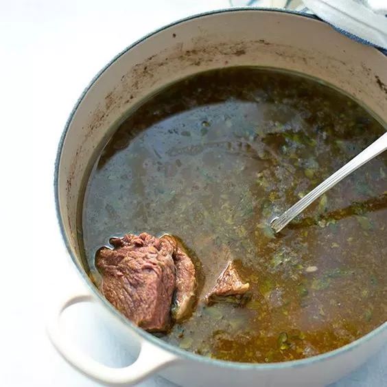 喝排骨汤补钙吗(排骨煲汤补钙吗)-硒宝网