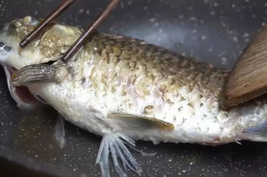 喝排骨汤补钙吗(排骨煲汤补钙吗)-硒宝网