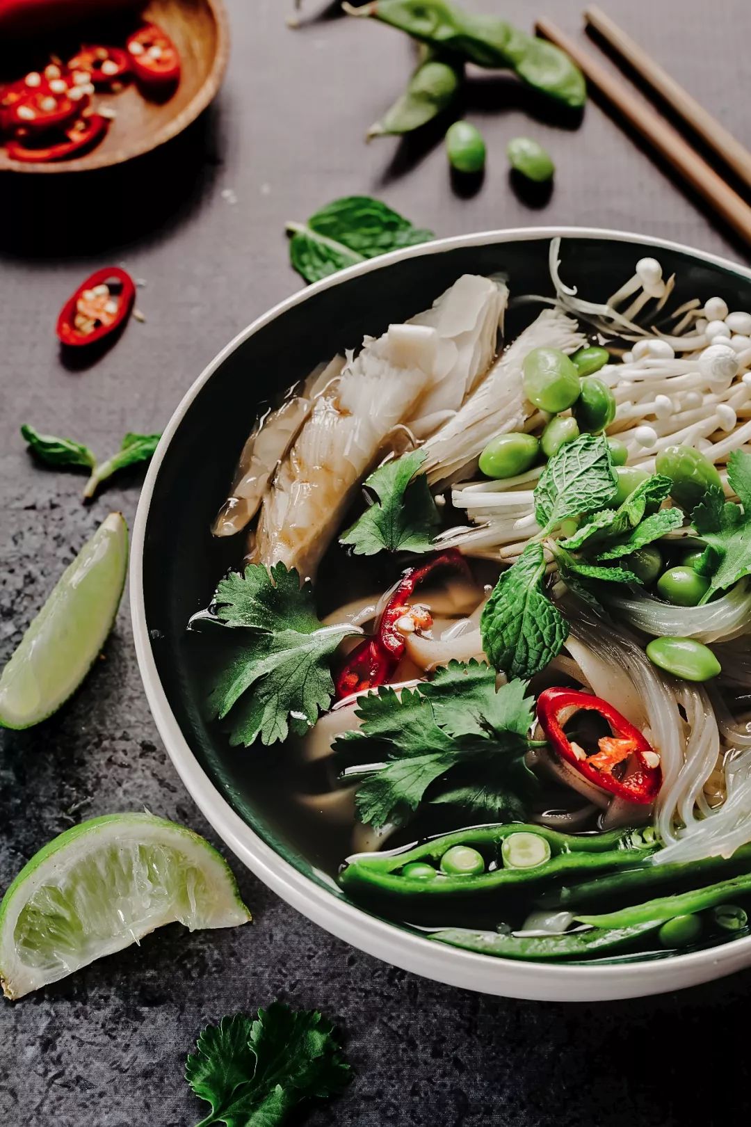 喝排骨汤补钙吗(排骨煲汤补钙吗)-硒宝网