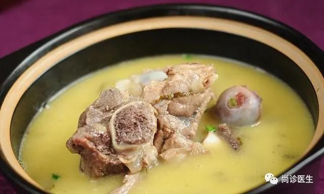 喝排骨汤补钙吗（排骨喝汤补钙效果好吗）-硒宝网