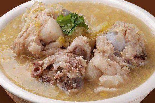 喝大骨头汤补钙吗(骨头汤补钙么)-硒宝网