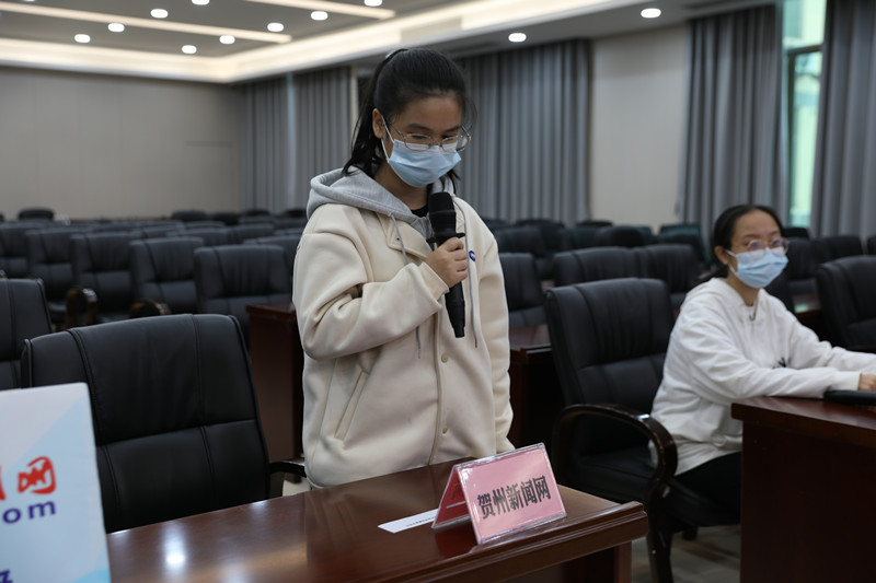 富硒农产品新闻采访(富硒功能农业讲座视频)-硒宝网