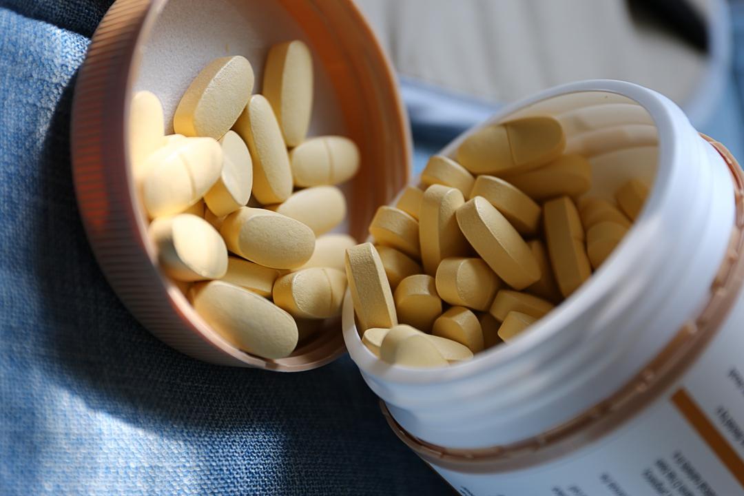 什么钙片补钙效果好（补钙钙片哪个好）-硒宝网