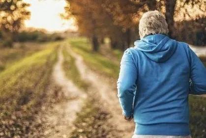 中老年人怎样补钙（补钙老年人中药方剂）-硒宝网