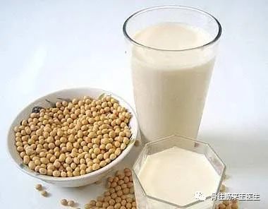 奶粉补钙好还是牛奶补钙好(补钙吃奶粉好还是牛奶好)-硒宝网