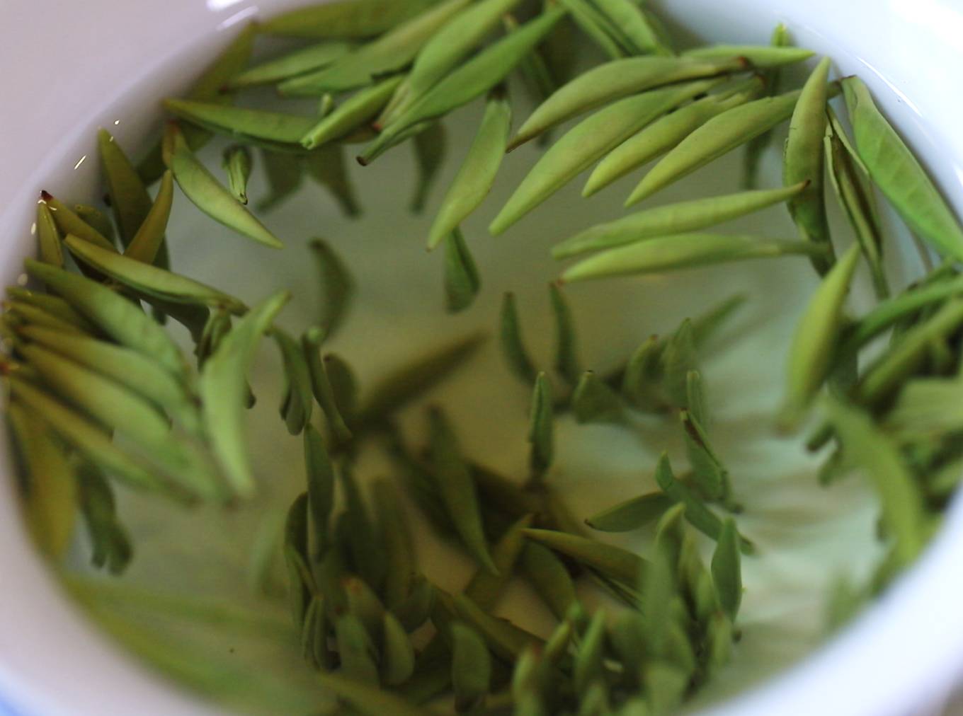 富硒茶含有的硒多少（茶含硒元素吗）-硒宝网