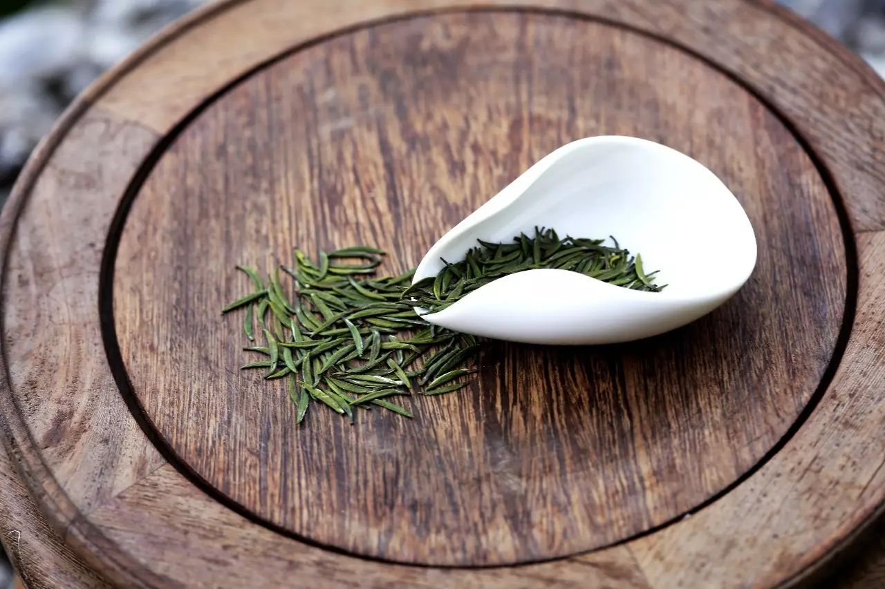 富硒茶含有的硒多少（茶含硒元素吗）-硒宝网