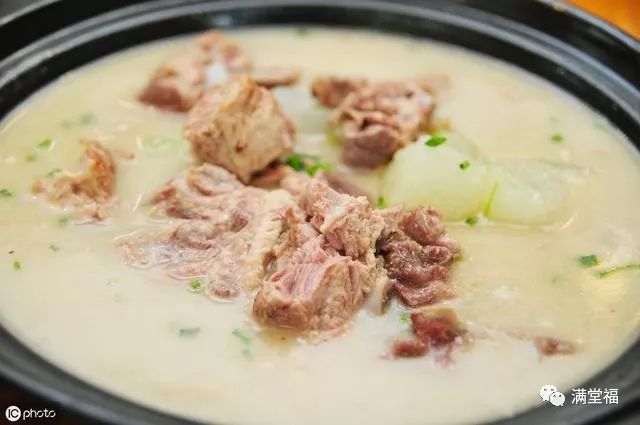 50岁补钙吃啥钙片好(补钙吃钙片好还是氨糖软骨素好)-硒宝网