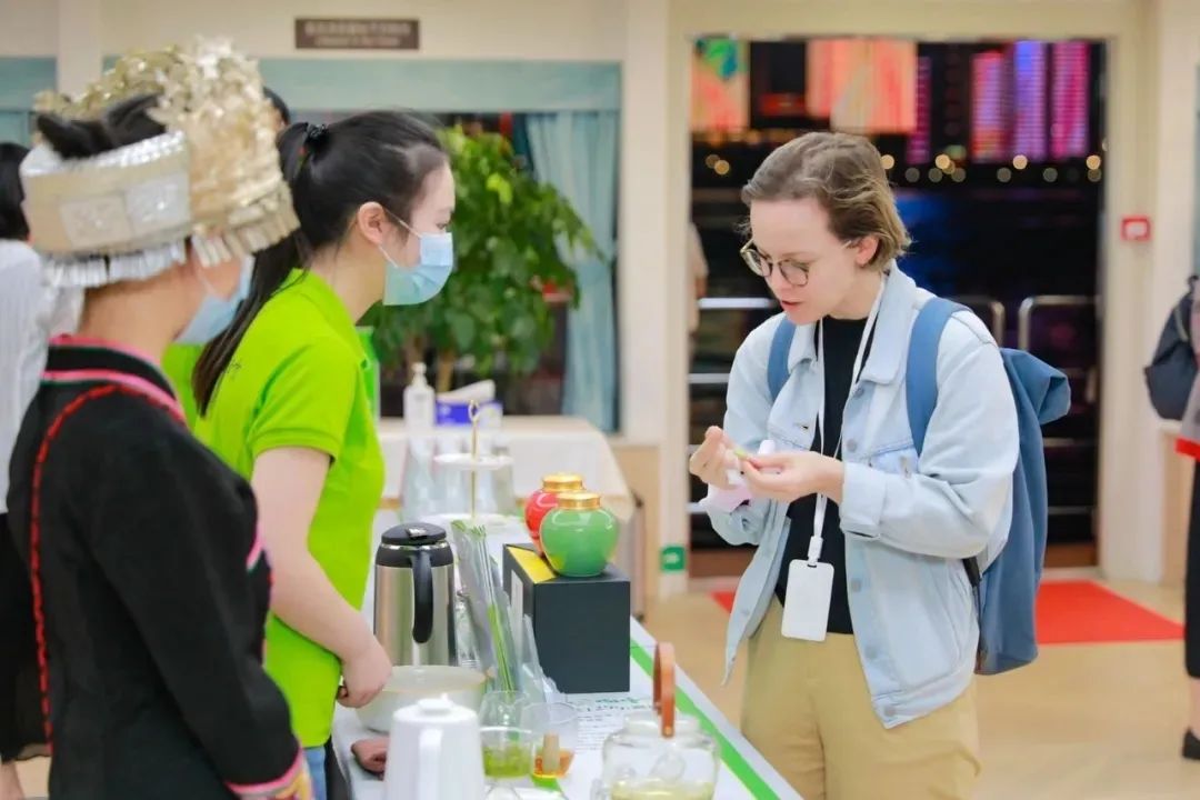 恩施富硒茶恩施绿茶(恩施绿茶硒茶是高山茶吗)-硒宝网