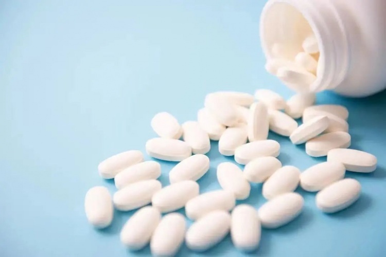 补钙会引起便秘吗(便秘补钙引起会便血吗)-硒宝网