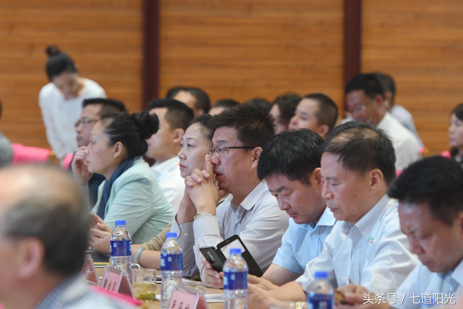 陕西紫阳富硒茶冲泡(紫阳富硒茶的泡法及水温)-硒宝网