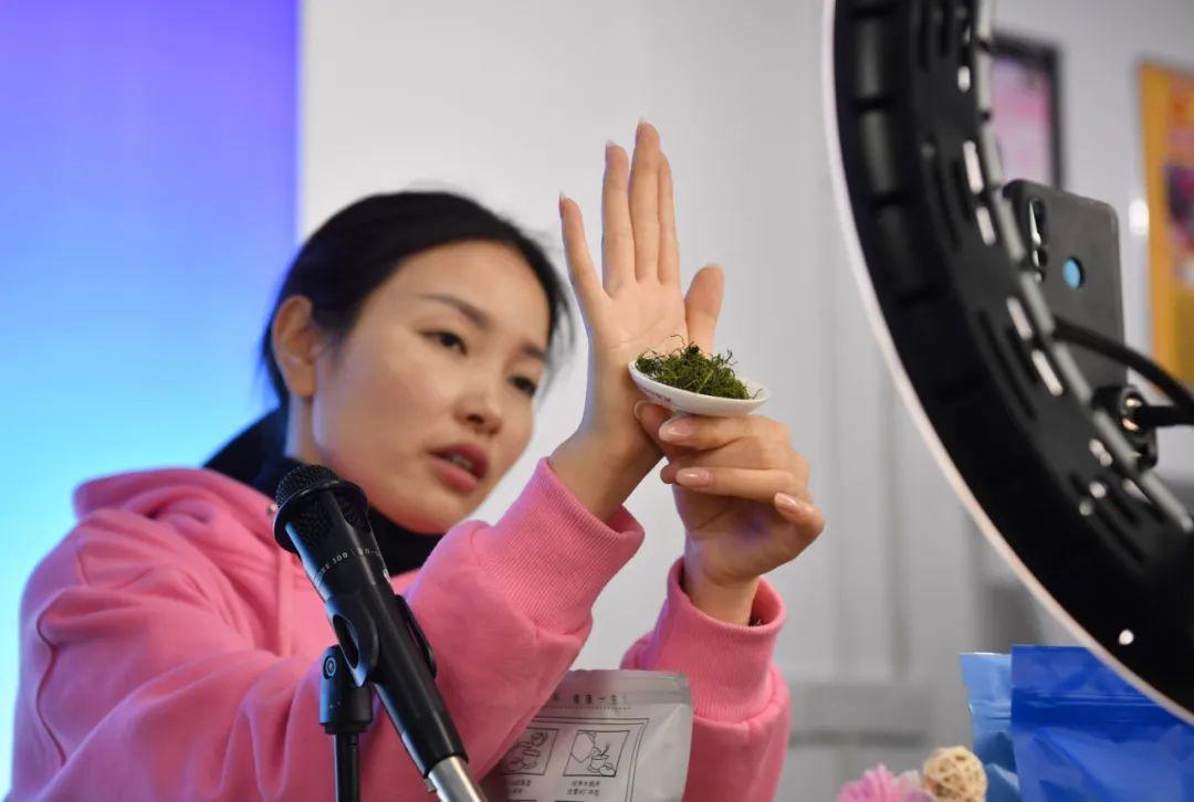 绞股蓝富硒茶的功效（富硒绞股蓝龙须茶价格）-硒宝网