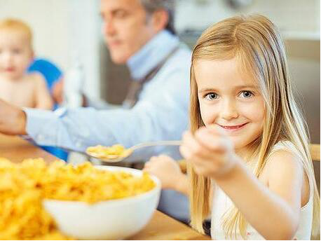 两岁半宝宝补钙哪种好(宝宝补钙种类)-硒宝网