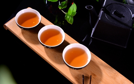 痛风可以喝富硒茶吗（痛风可以吃硒吗）-硒宝网