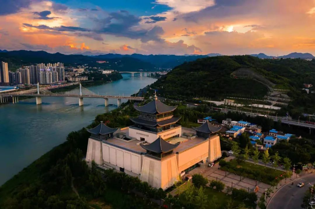 天然富硒茶产在何处（富硒茶的产地）-硒宝网