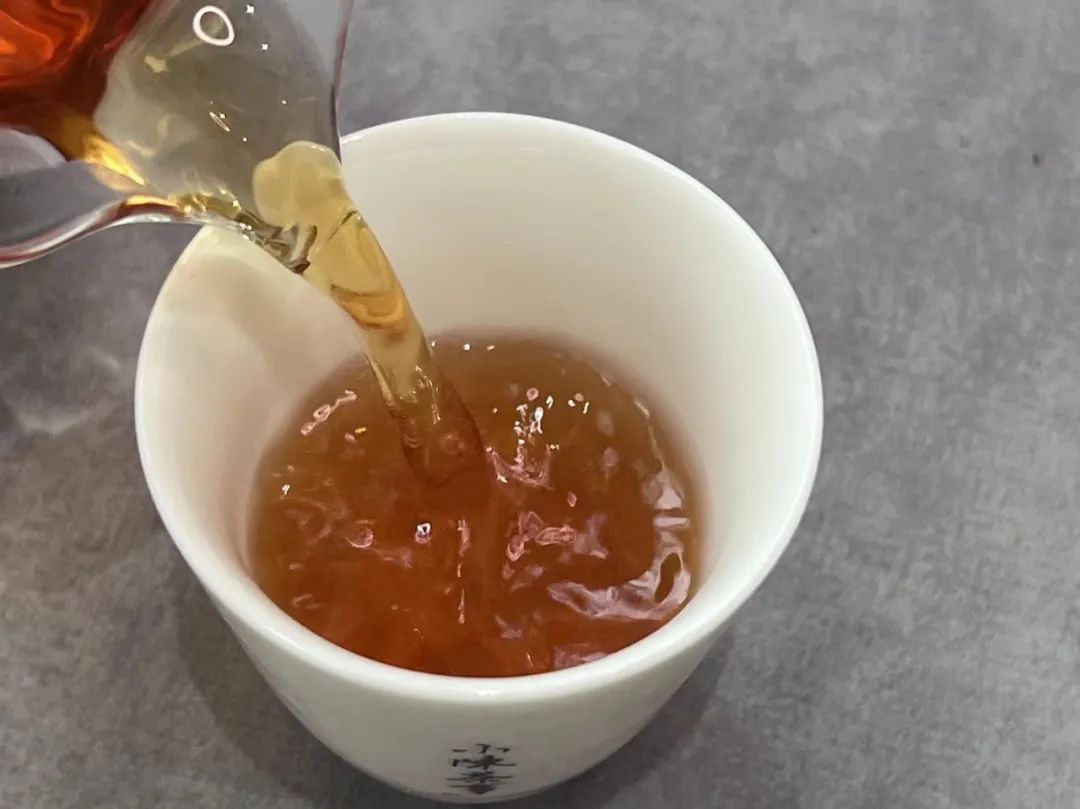 富硒茶喝了会上火吗（天天喝富硒茶会硒中毒吗）-硒宝网