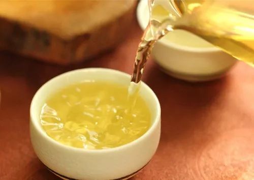 女性喝富硒茶的好处（喝富硒茶的好处）-硒宝网