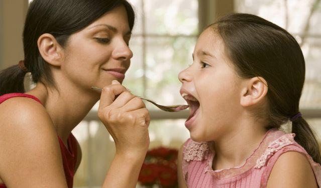 11岁补钙吃哪种钙片好(补钙吃钙片好还是喝奶粉好)-硒宝网