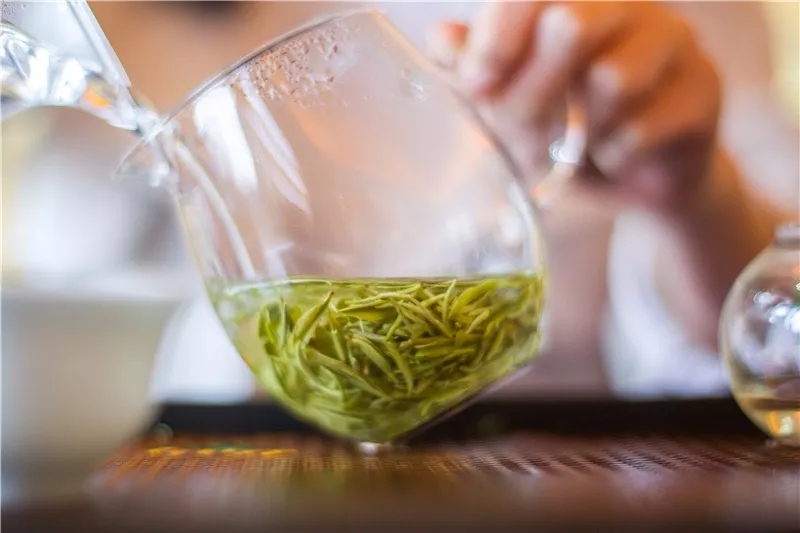 富硒茶和毛尖哪个好(富硒毛尖功效与作用)-硒宝网