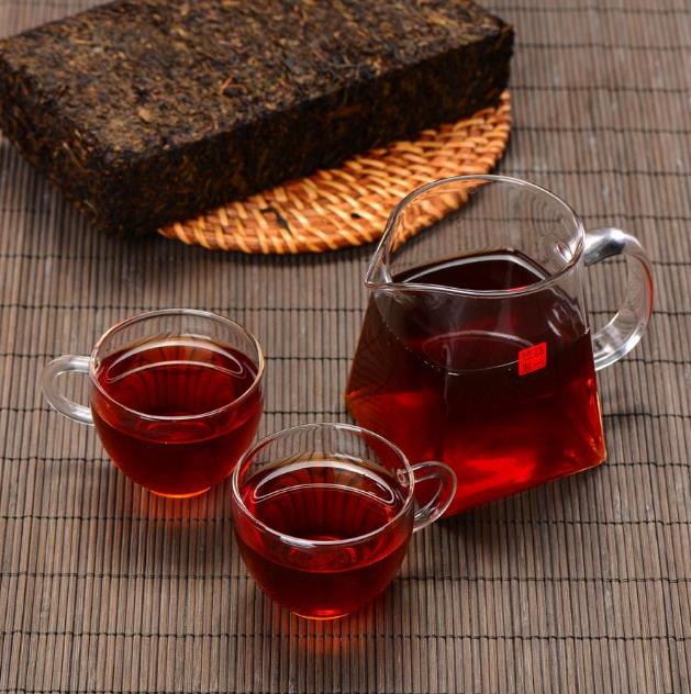 富硒黑茶功效与作用(功效黑茶作用富硒是什么)-硒宝网