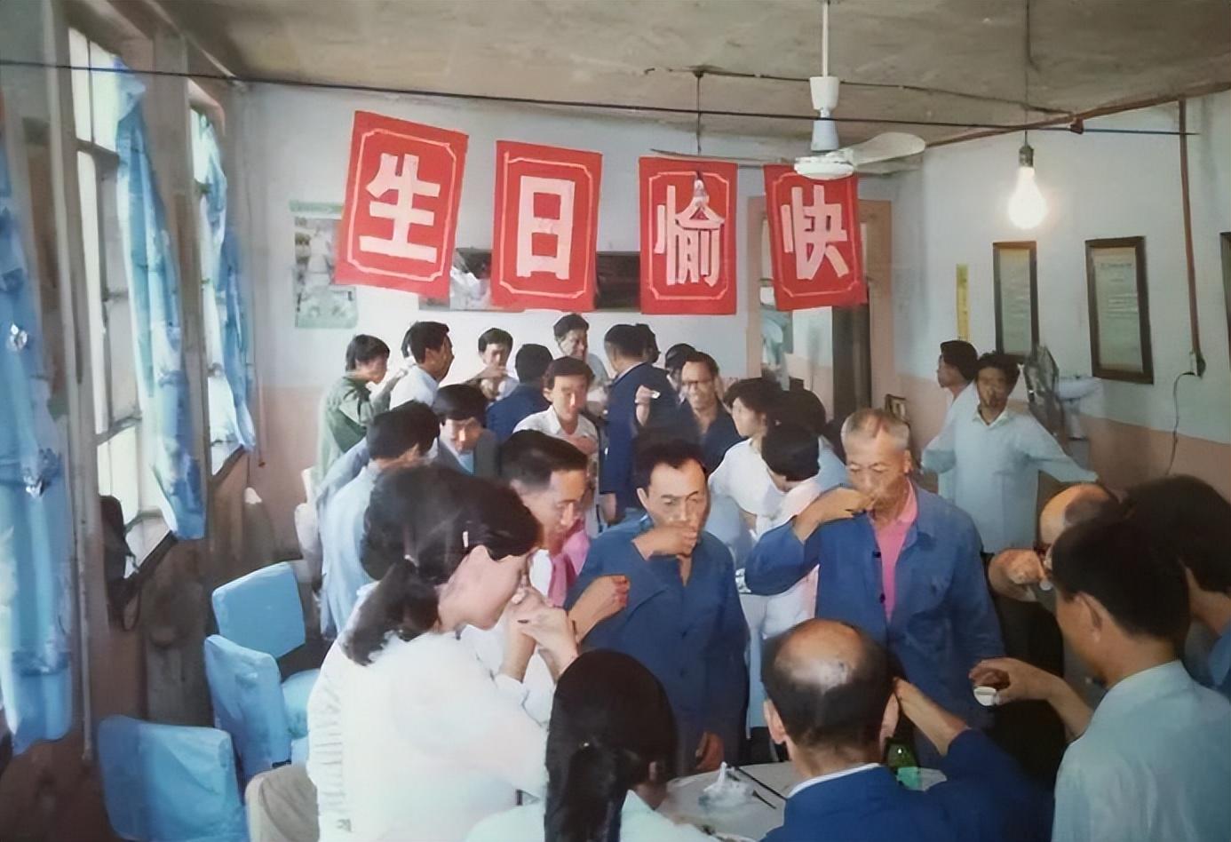 陕西安康富硒茶照片(陕西安康名茶)-硒宝网