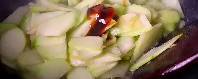 补钙补锌(补钙补锌补铁的最佳时间)-硒宝网