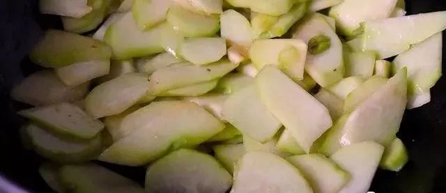 补钙补锌(补钙补锌补铁的最佳时间)-硒宝网