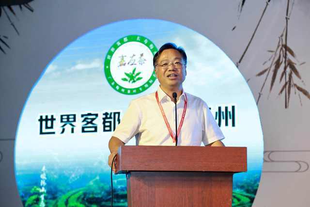 西岩高山富硒茶价格(高山硒茶有什么作用)-硒宝网