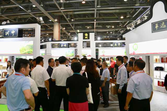 西岩高山富硒茶价格(高山硒茶有什么作用)-硒宝网