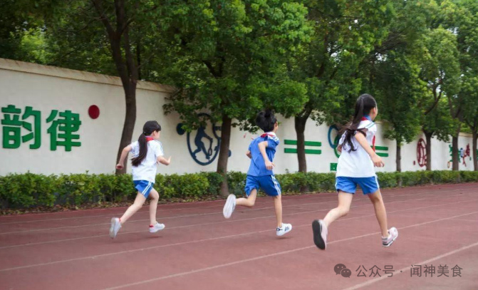 小孩子补钙吃什么食物(食物补钙吃孩子小便黄)-硒宝网