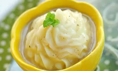 宝宝吃什么补锌（宝宝吃补锌的食物有哪些）-硒宝网