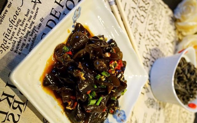 猪肝补铁还是补血(猪肝补铁)-硒宝网